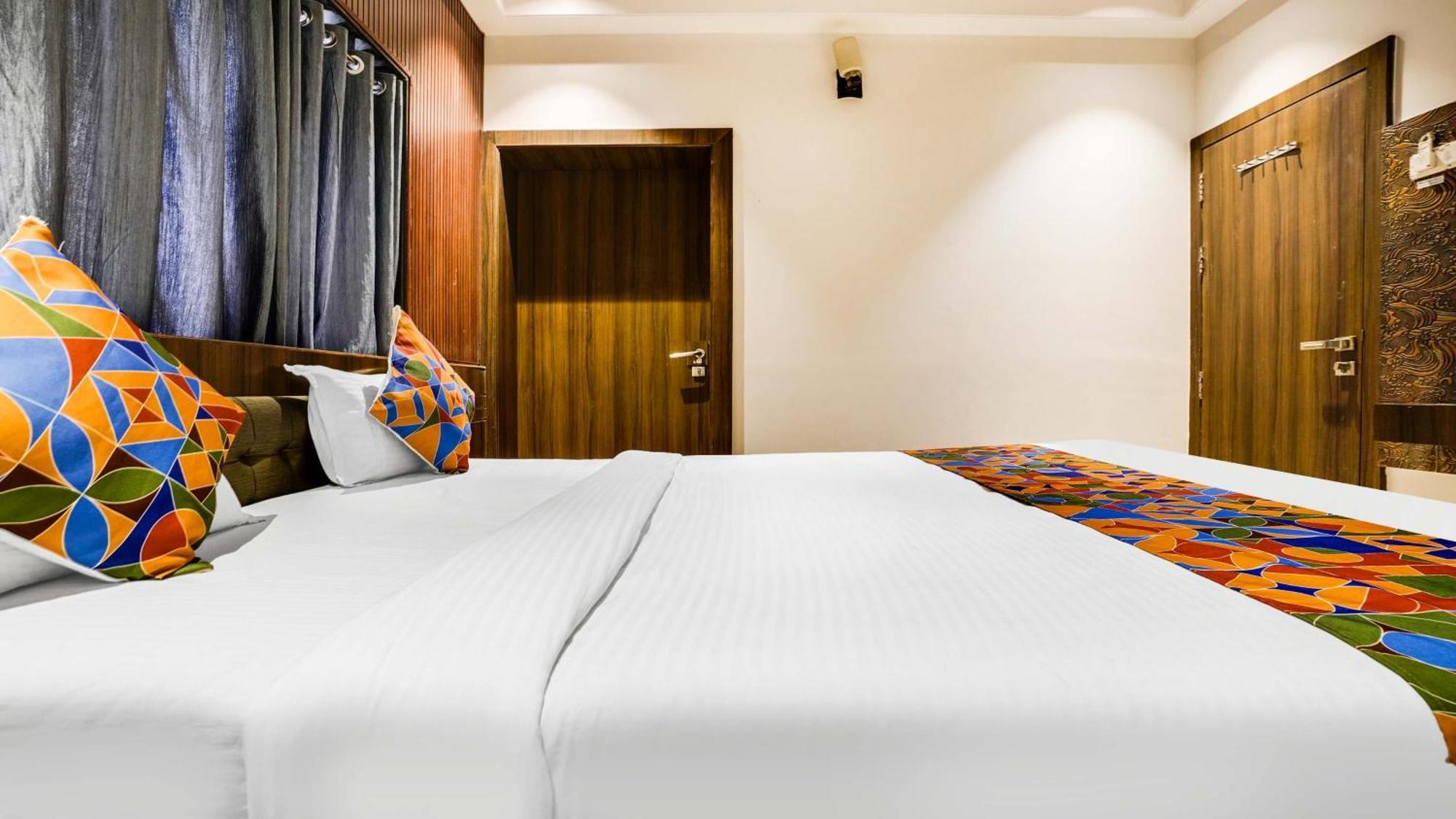 Fabhotel Kiara Govind Park Shirdi Eksteriør billede