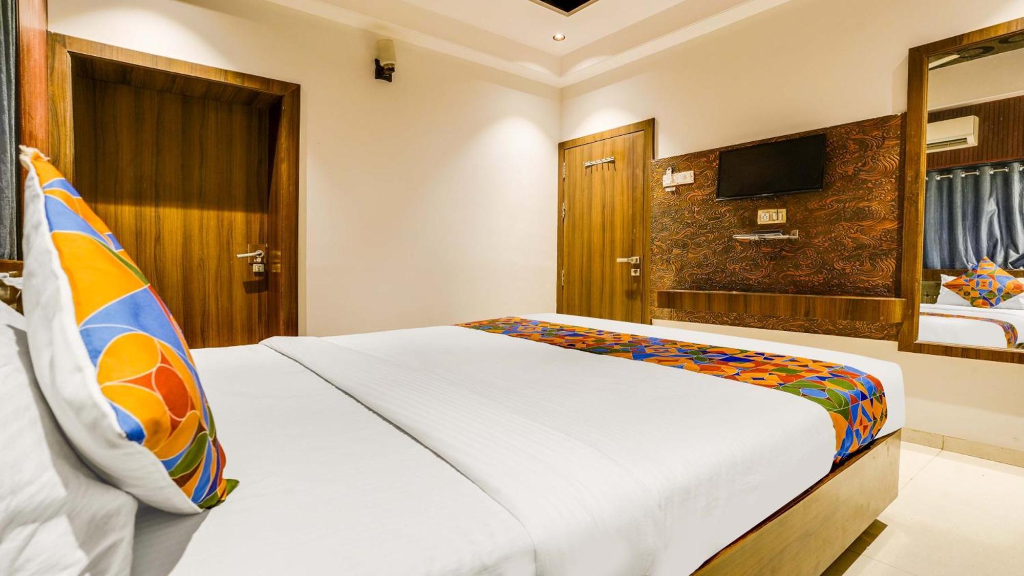 Fabhotel Kiara Govind Park Shirdi Eksteriør billede