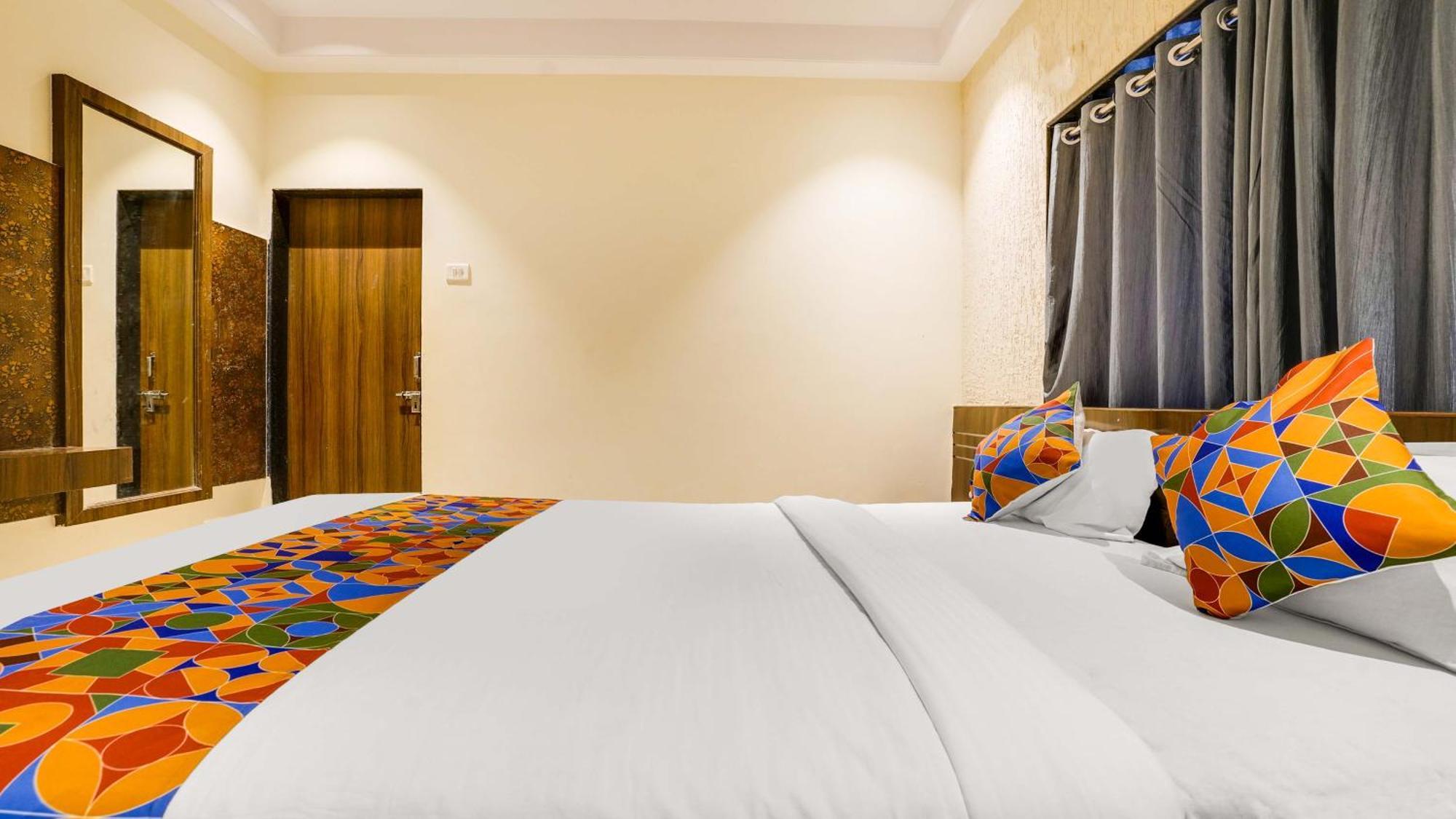 Fabhotel Kiara Govind Park Shirdi Eksteriør billede