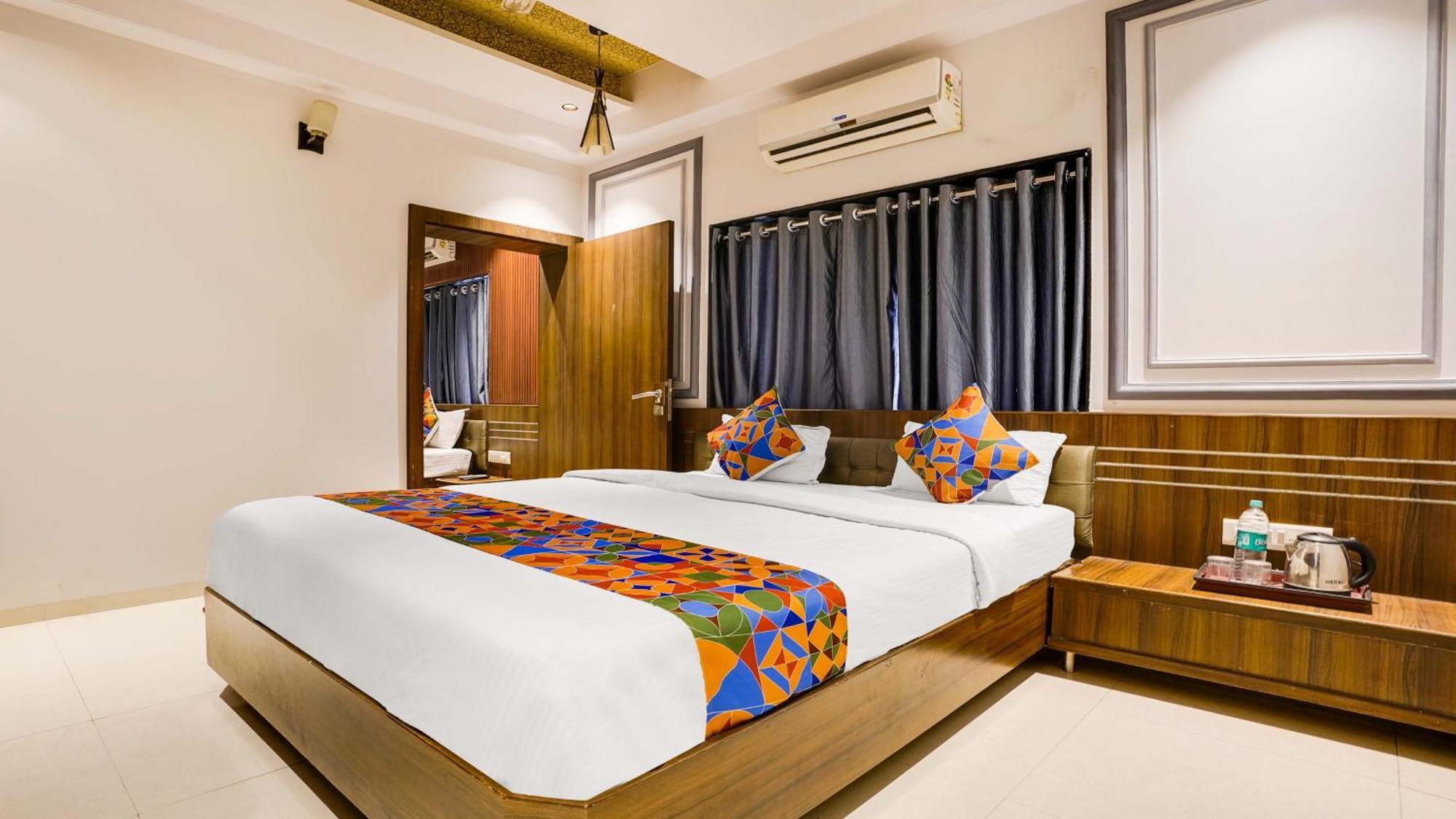 Fabhotel Kiara Govind Park Shirdi Eksteriør billede