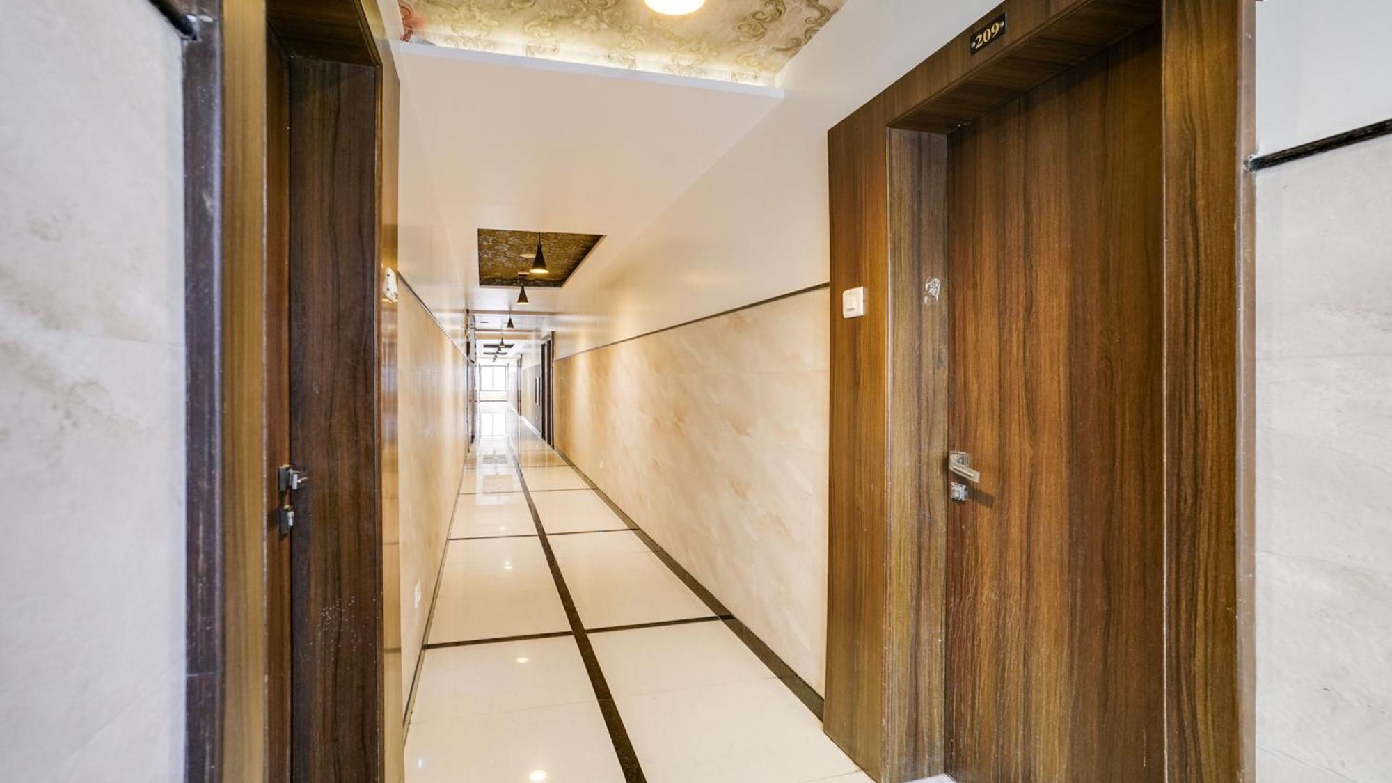 Fabhotel Kiara Govind Park Shirdi Eksteriør billede