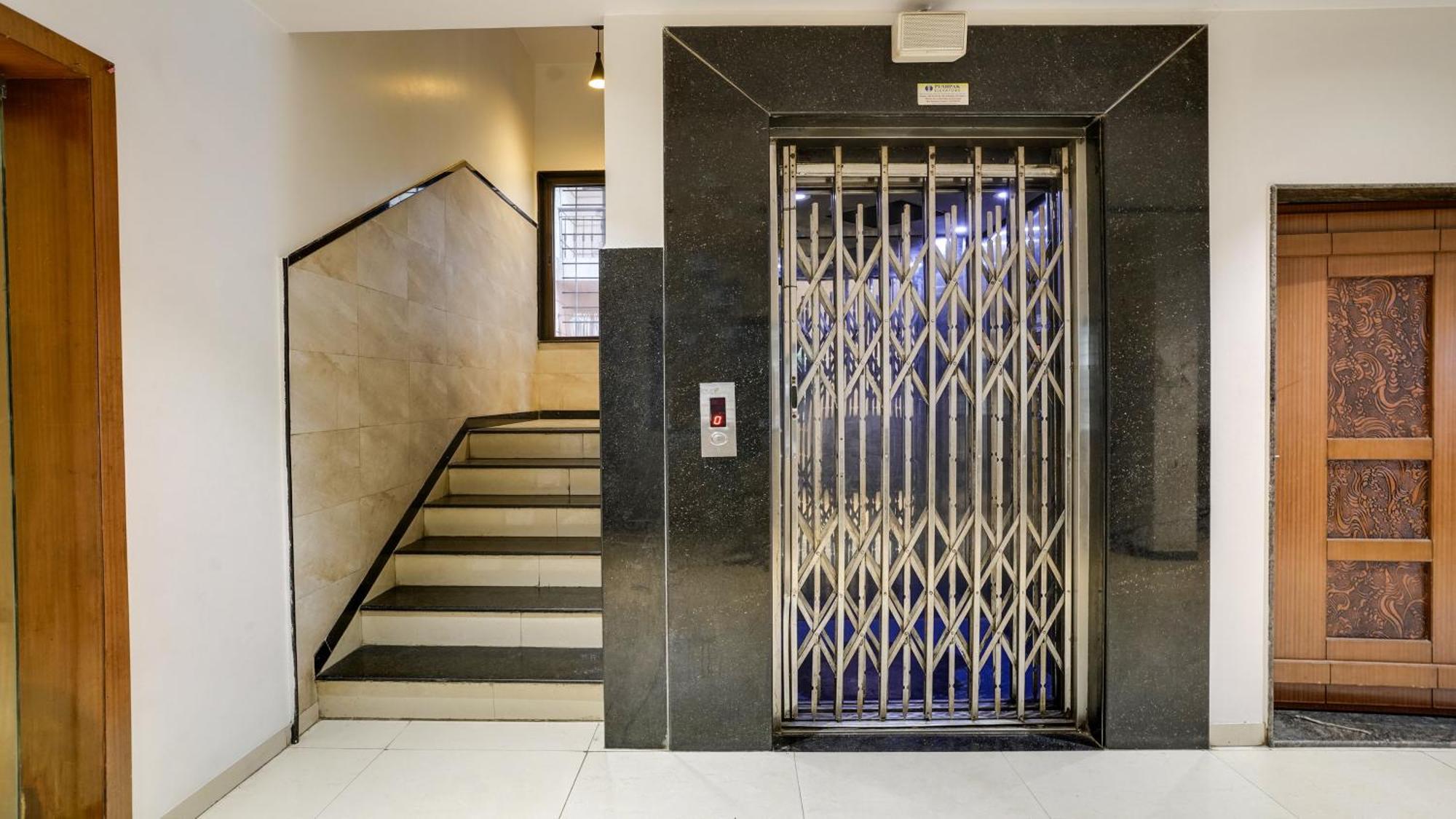 Fabhotel Kiara Govind Park Shirdi Eksteriør billede